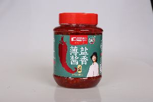 Spicy condiment chili sauce