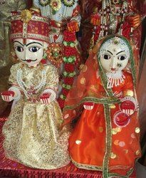 Wooden Isar Gangaur Statue