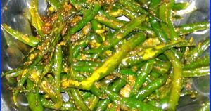 green chilli pickle