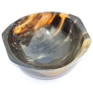 Buffalo Horn Serving Bowl with Grip