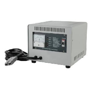Electric Traction Battery Charger