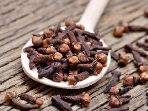 dried cloves