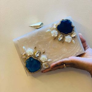 Resin clutch bag