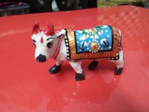 Decorative cow
