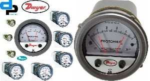 Dwyer A3010 Photohelic Pressure Switch Gauge Range 0-10 Inch w.c.