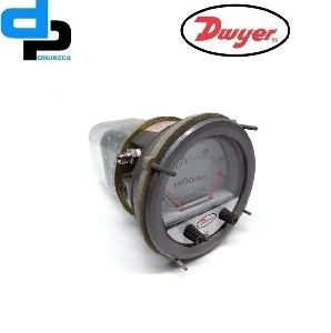Dwyer A3010AV Photohelic Pressure Switch Gauge Range 0-10 Inch w.c./2000-12500 FPM.