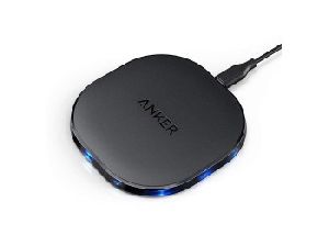 Anker 10W Wireless Charger, Qi-Certified Wireless Charging Pad, PowerPort Wireless 10 for iPhone 8/8