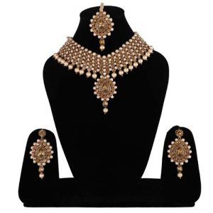 Chokar Pearl Necklace Set
