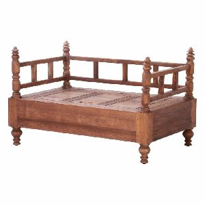 Rajtai Wooden Seating Bed for Cafe / Restaurant