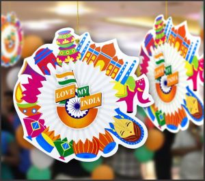 Matt Paper Republic Day Wall Hanging, For Decoration Use, Packaging Type : Bubble Wrapped