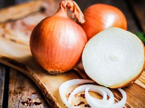 Organic Fresh Onion, Packaging Size : 5-10 Kg