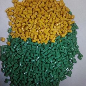Colored Reprocessed Plastic Granules