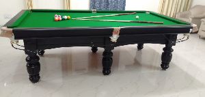 9 Ball Billiard Pool Table with accessories