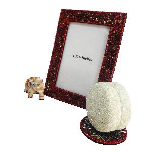 Aluminium Lac Decorative Photo Frame, Color : Multicolored