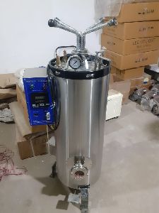 Vertical High Pressure Autoclave