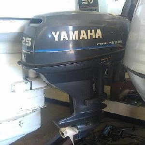SLIGHTLY USED YAMAHA 25HP 4-STROKE OUTBOARD MOTOR ENGINE
