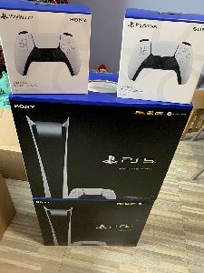 Sony PlayStation 5 PS5 DIGITAL EDITION, BRAND NEW, IN HAND with extra controller