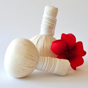 Thai Massage Potli, Herbal Massage Potli, Herbal Compress Ball, Khizhi (Aromatherapy)