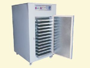 tray dryer