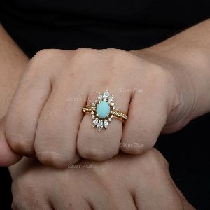 minimalist diamond ring