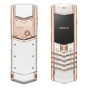 Vertu Signature White Ceramic Rose Gold Diamond