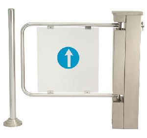 VIP Swing Gate With Wide Arm
