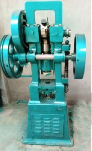 Camphor Slab Pressing Machine