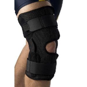 Rehabilitative Braces Pain Relief Black Knee Cap Support Brace at Rs 65 in  New Delhi
