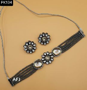 Premium Quality Black Rhodium Victorian Plating Necklace Set