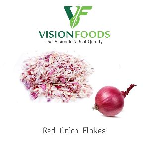 red onion flakes