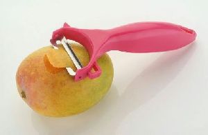 Vegetable and Fruit Peeler