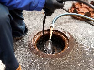 Industrial Chamber and Sludge Cleaning Services