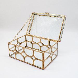 Designing glass box