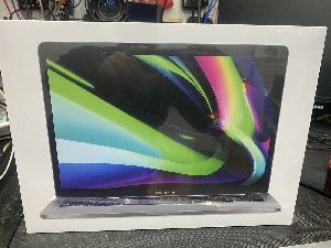 MacBook pro 13 CPU M1 16gb Ram 1tb SSD black space 2021 new model super fast