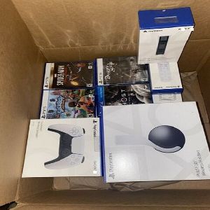 New PS5 Pro PlayStation 5 Pro 1TB Game Consoles 10 GAMES & 2 wireless controller