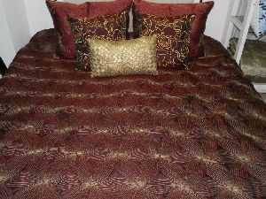 Polyester Embroidered and Quilted Bedspread with Pillows