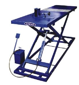 Two Wheeler Table With Foot Operated Pump