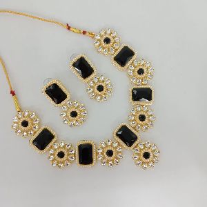 Antique Necklace Set