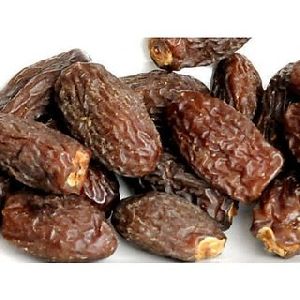 Dry Dates Cutting Roasted