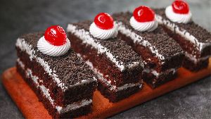 Red Velvet Cake – Modern Pastry