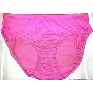 Lycra Cotton Ladies Short Panties, Technics : Machine Made, Pattern : Plain  at Rs 85 / Piece in Surat