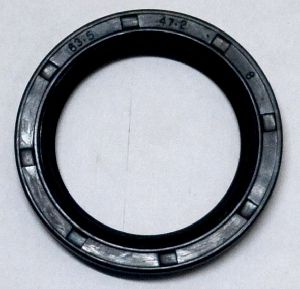 Rear Outer Oil Seal for Maximo/M&amp;amp;M/SCV