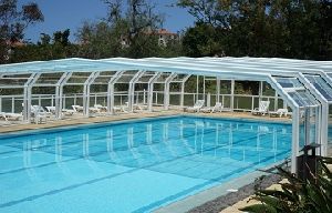 Retractable Swimming Pool Enclosures