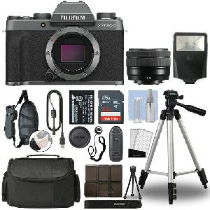 Fujifilm XT200 Mirrorless Digital Camera &amp;amp; 15-45mm Lens Dark Silver+ 32GB Bundle