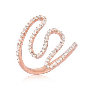 Rose Gold Zig Zag Minimilistic Diamond Ring