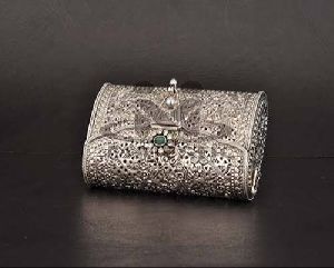 VERAC Exclusive hand carved German silver purse!!!???? Decorative Showpiece  - 18.75 cm Price in India - Buy VERAC Exclusive hand carved German silver  purse!!!???? Decorative Showpiece - 18.75 cm online at Flipkart.com