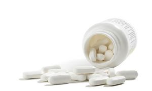 Pyronaridine and Artesunate Tablets