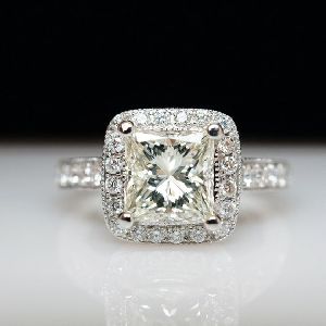 Solitaire Diamond Rings & Engagement Rings