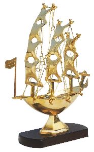 Shiny Brass Casted Wooden Base Ship