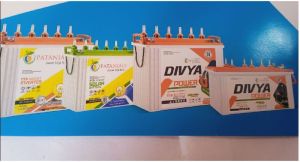 Batteries & Charge Storage Devices